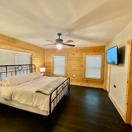 Cabin At Chitt'S Creek Emory Экстерьер фото