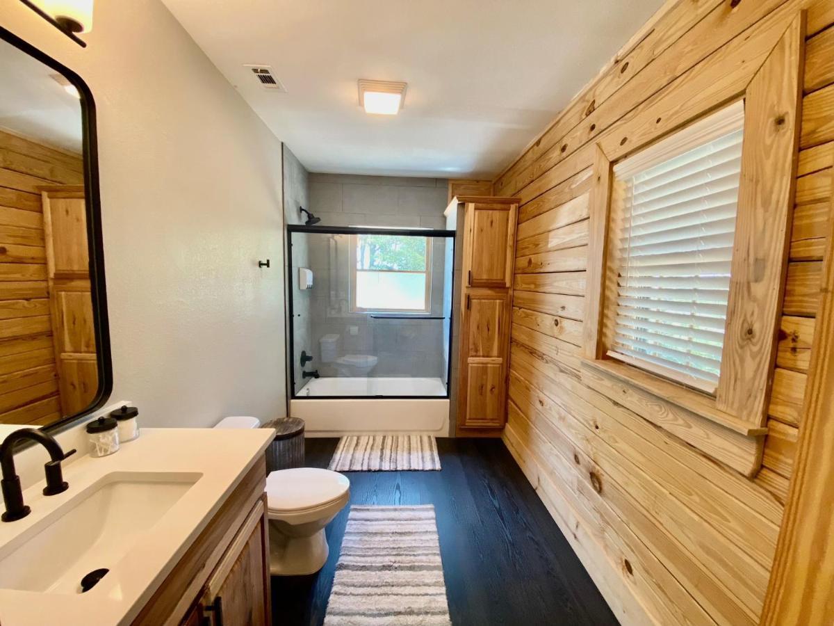 Cabin At Chitt'S Creek Emory Экстерьер фото